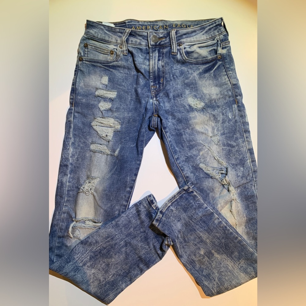 American Eagle ripped jeans👖